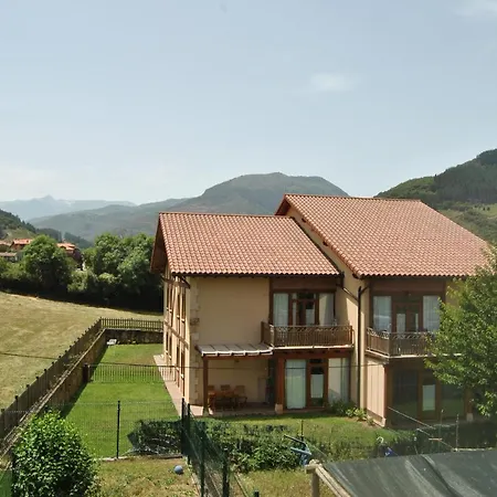 펜션 El Rincon De -potes- Picos De Europa- *